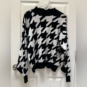 Eloquii Black & White Houndstooth Mock Turtleneck Sweater Size 14-16